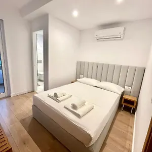 Hotel Aulona, Sarandë